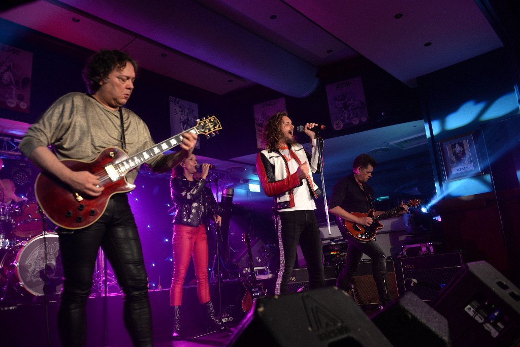 ../Images/Crazy Little Things (Queen Tribute) in VdG 050.jpg